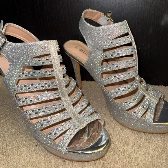 Delicacy Silver Rhinestone Cage Heels Platform Stiletto Sandals Size 8.5 - Picture 2 of 9